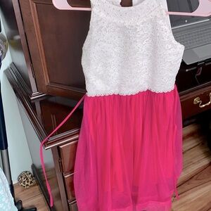 Girls Special Occasion detailed, sparkly white & magenta pink hi-low dress💖